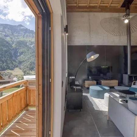 Chalet Mitoyen - Jacuzzi - Cousinade I